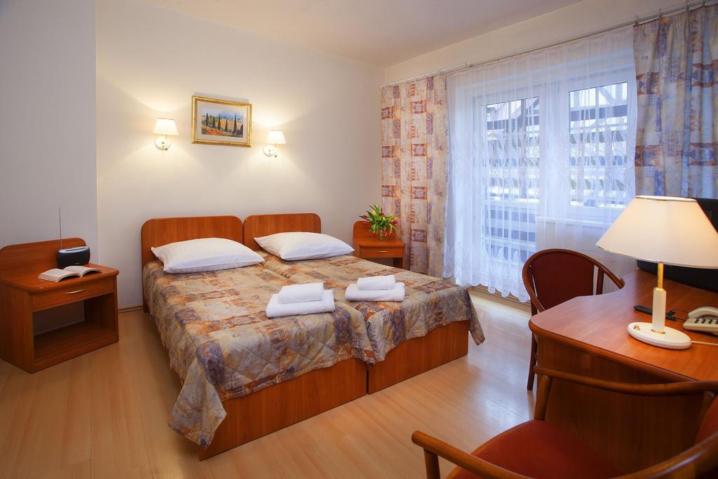 Mauritius Osrodek Szkolenia Sportu I Rekreacji Hotel Szklarska Poreba Bilik gambar